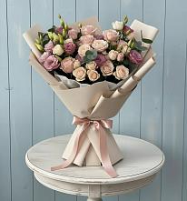 Букет цветов из:  Розы и Лизиантусы в Преображенское
