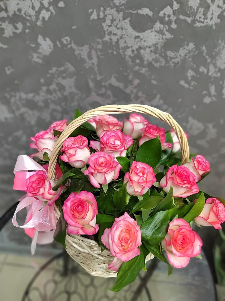 Цветочная композиция из Розы в корзине в Преображенское