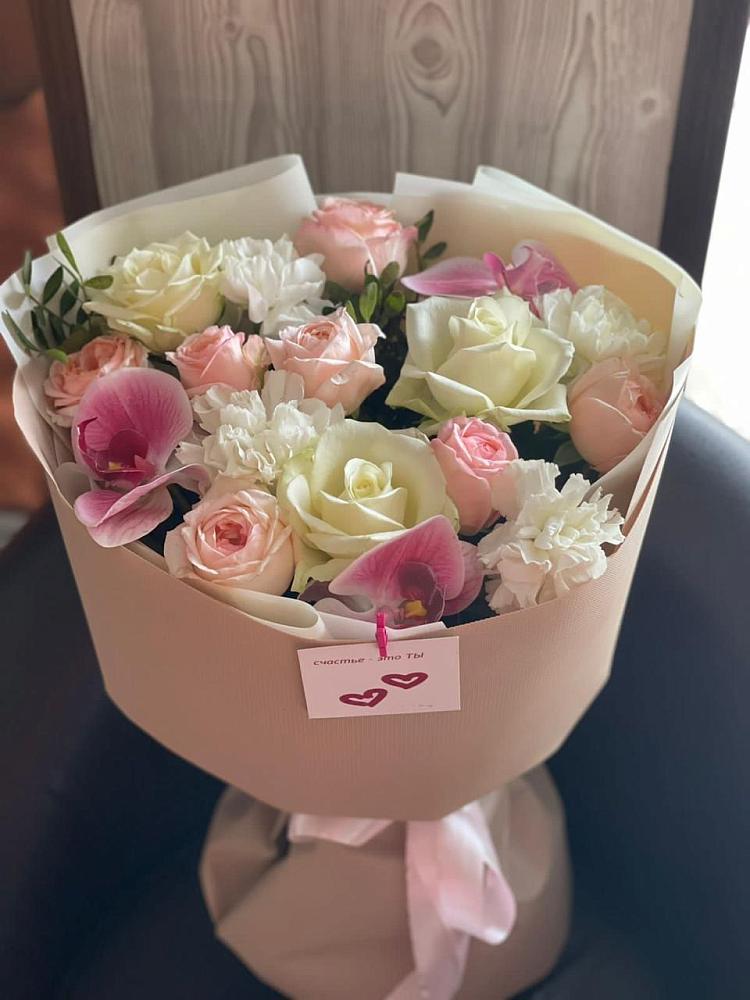 Букет цветов из: Орхидеи, Розы и Гвоздики в Преображенское