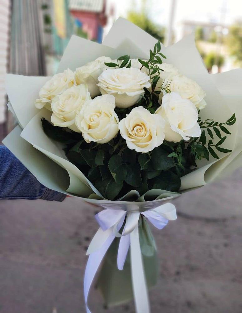 Букет Белые розы Проуд в Преображенское