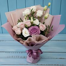Букет цветов из:  Розы и Лизиантусы в Преображенское