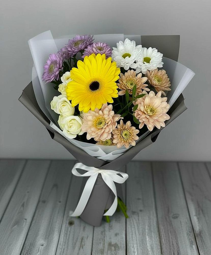 Букет цветов из: Розы, Герберы и Хризантемы в Преображенское