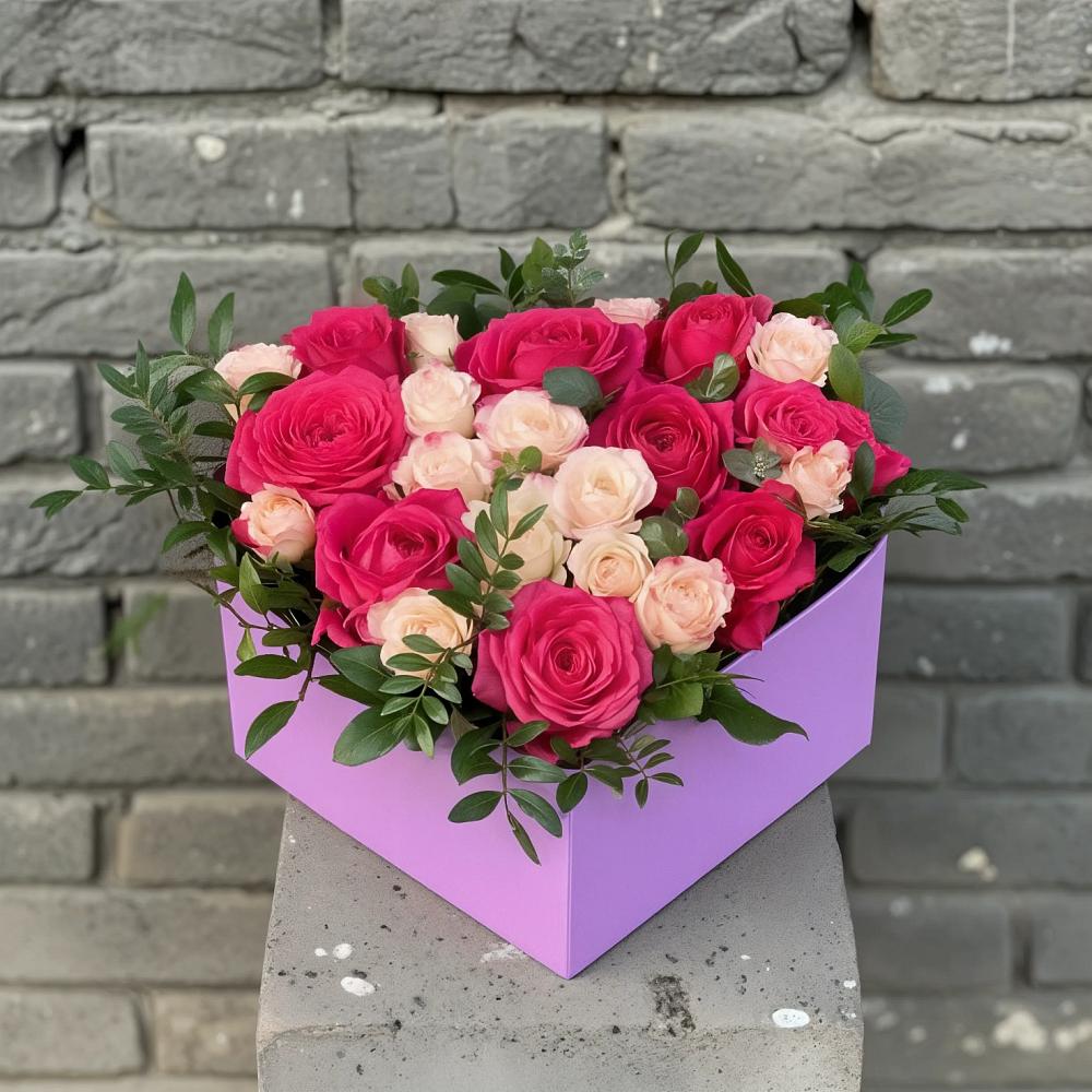 Цветочная композиция из Розы в коробке в Преображенское