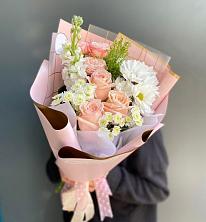 Букет цветов из:  Хризантемы и Розы в Преображенское