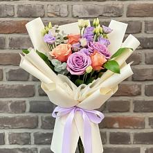Букет цветов из:  Лизиантусы и Розы #REPLACE_PRED# Преображенское