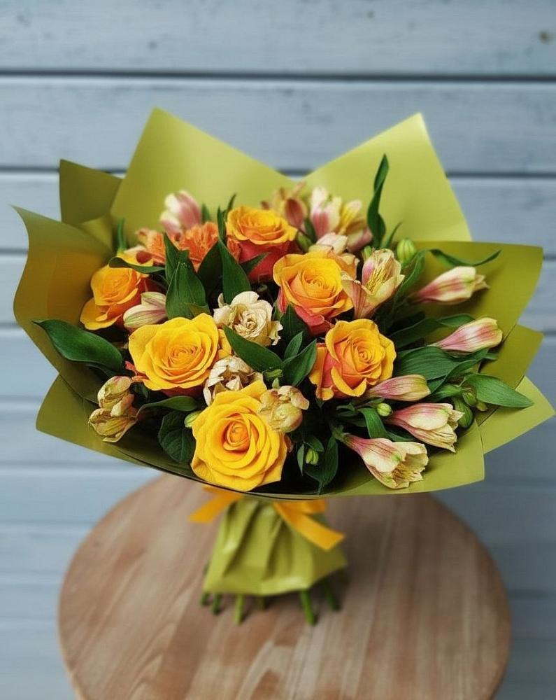 Букет цветов из: Альстромерии и Розы в Преображенское