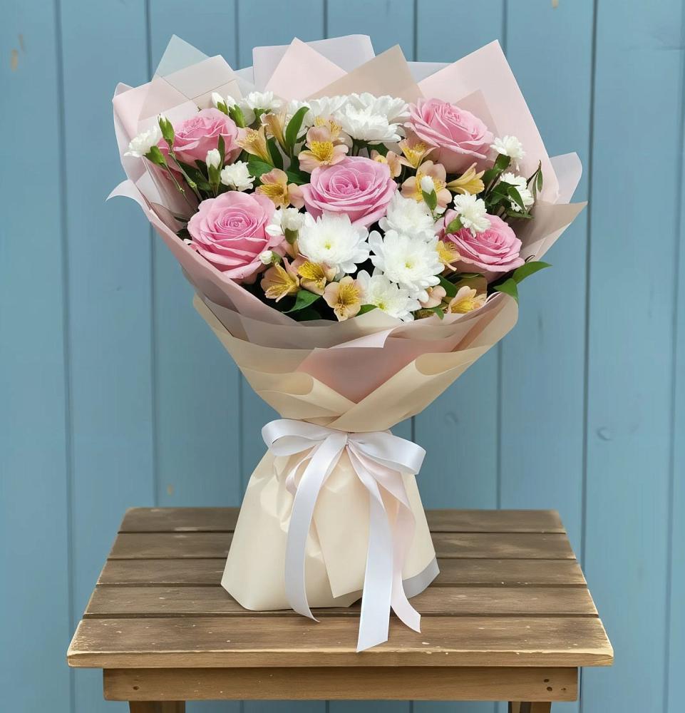 Букет цветов из: Гвоздики, Орхидеи и Розы в Преображенское