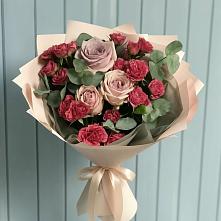 Букет цветов из:  Гвоздики и Розы в Преображенское