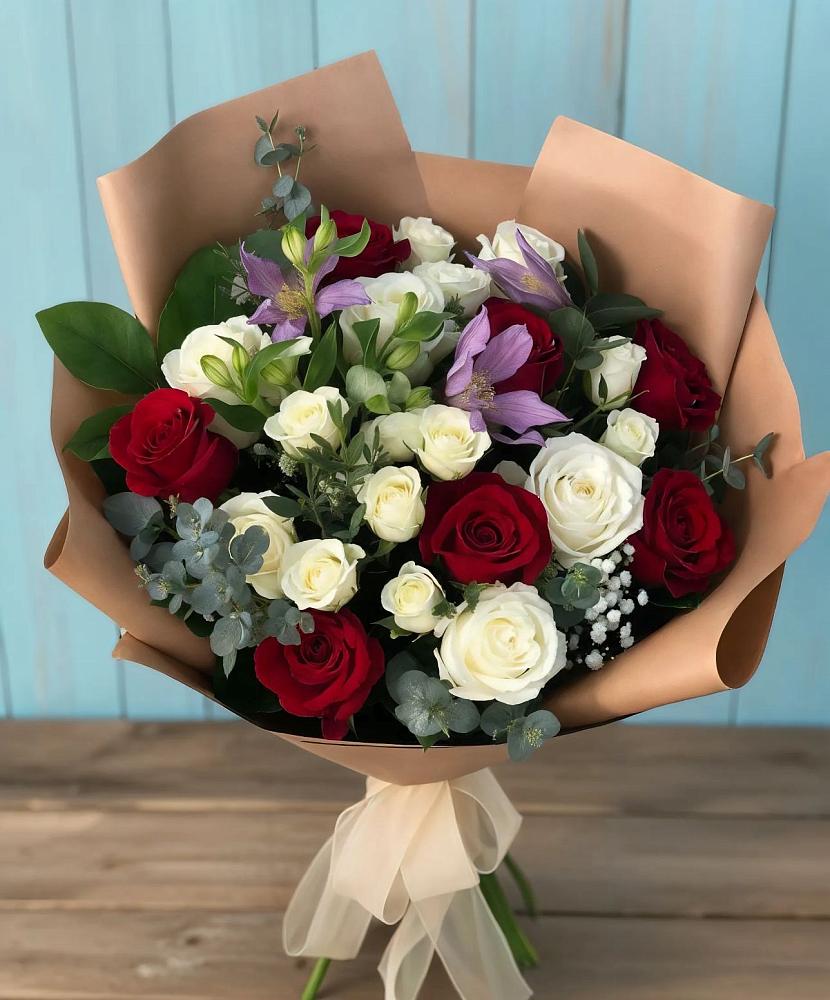 Букет цветов из: Розы и Альстромерии в Преображенское