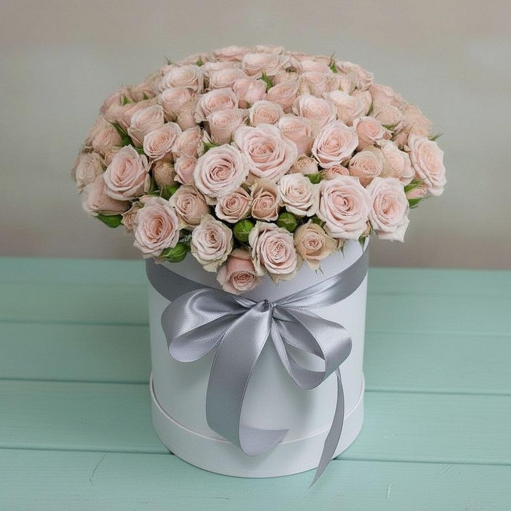 Цветочная композиция из Розы в шляпной коробке в Преображенское